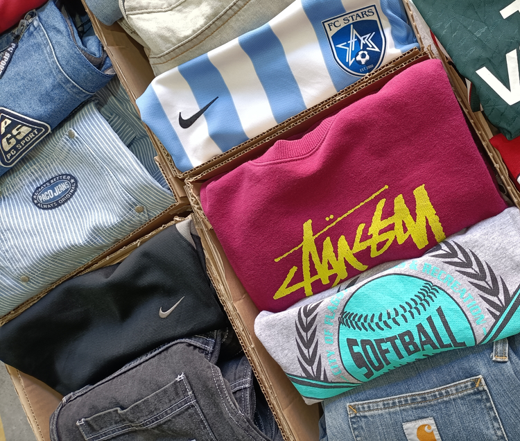 MYSTERY OUTFIT BOX