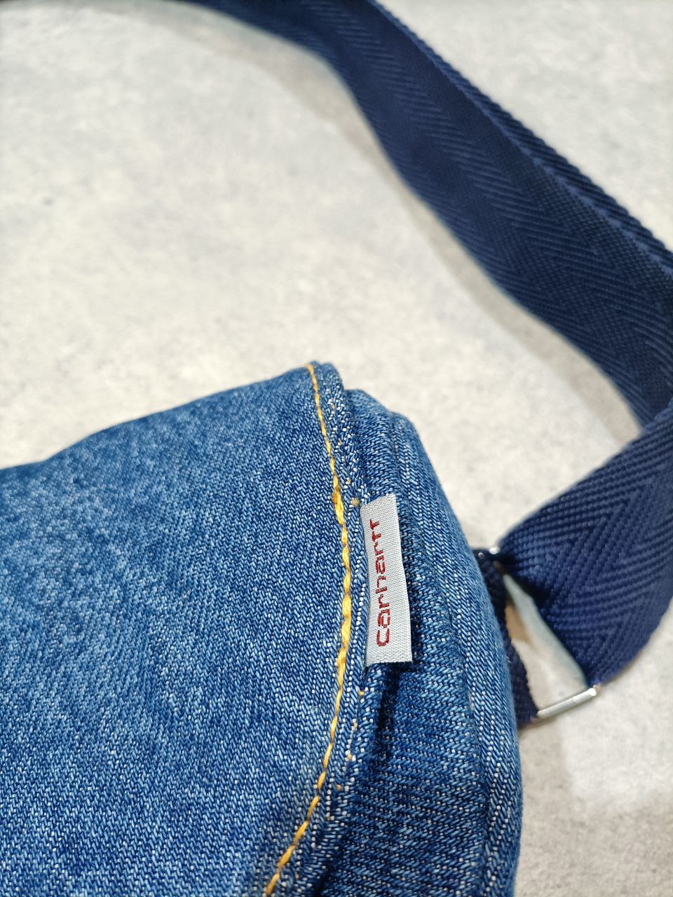 Only For Visionary People Borsetta a Tracolla Carhartt Custom Uomo/Donna