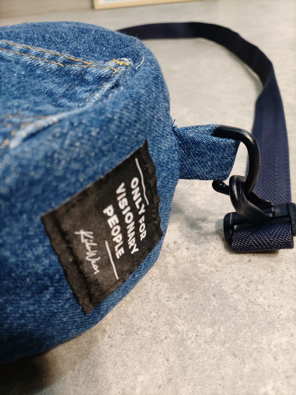 Only For Visionary People Borsetta Rotonda Carhartt bag Custom Original Unisex