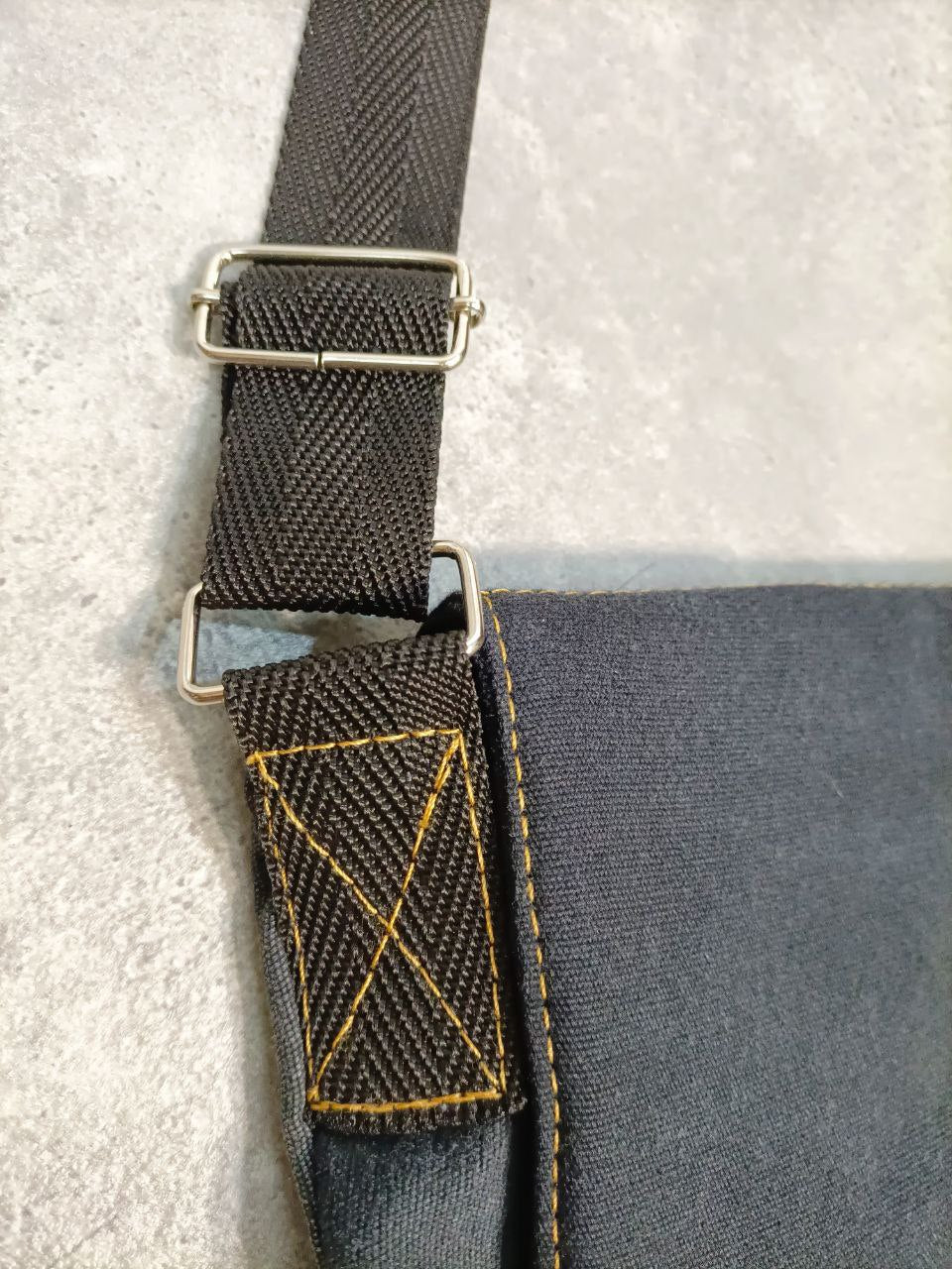 Only For Visionary People Borsa a Tracolla Carhartt Denim Custom Uomo/Donna (Regolabile)