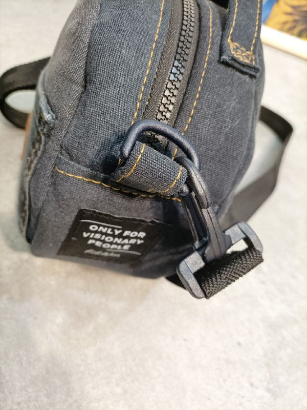 Only For Visionary People Borsetta Rotonda Carhartt bag Custom Original Unisex