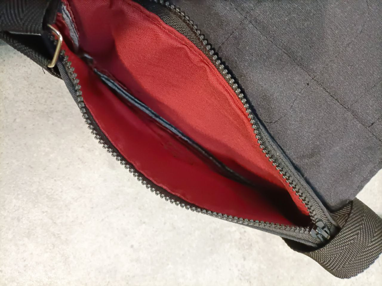 Only For Visionary People Borsa a Tracolla Dickies Custom Uomo/Donna (Regolabile)