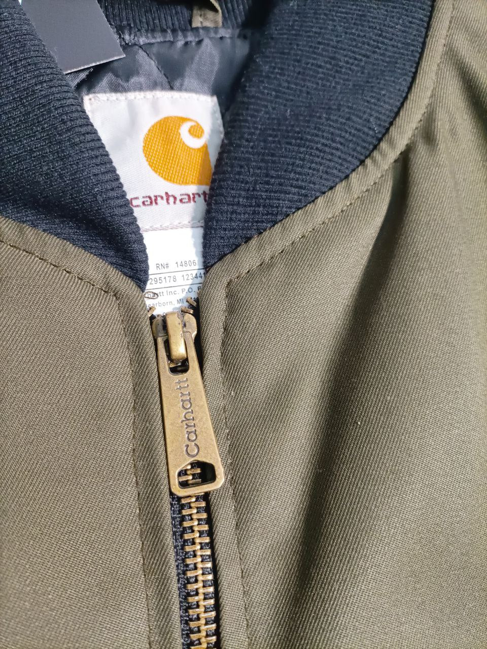 Carhartt UFCW Upcycling Rework Smanicato USA Workwear Uomo (L)