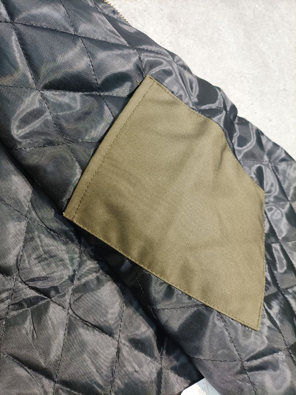 Carhartt UFCW Upcycling Rework Smanicato USA Workwear Uomo (L)