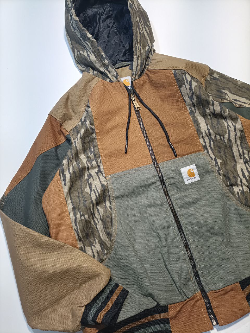 Carhartt Upcycling Rework Giubbino con Cappuccio USA Uomo (M)