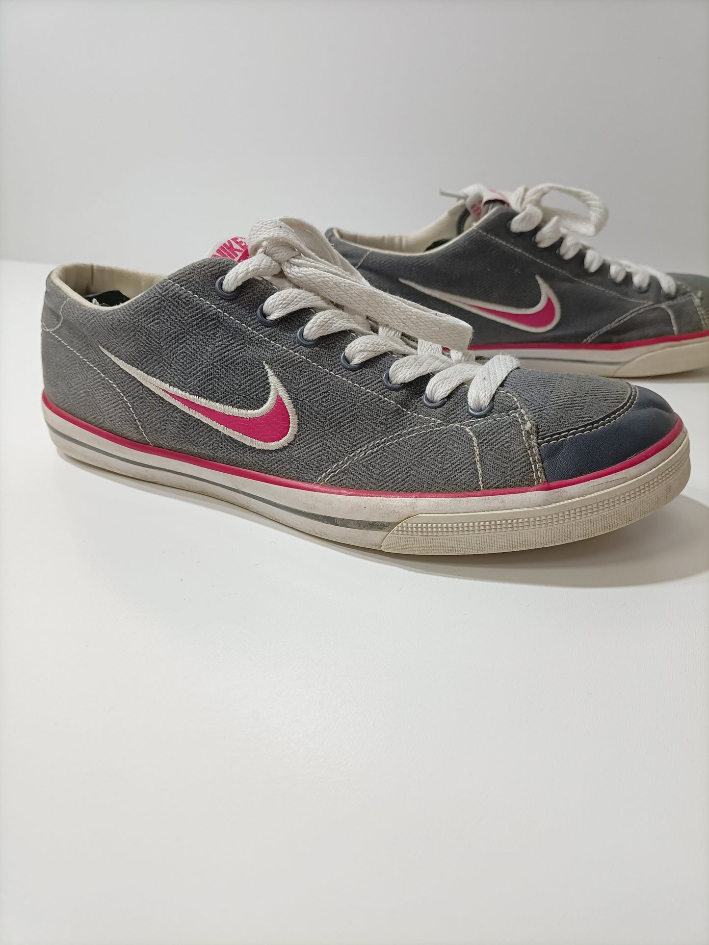 Nike Capri - Vintage Sneakers