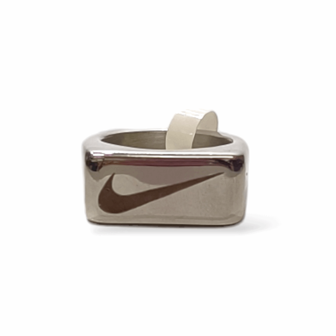 Anello Swoosh