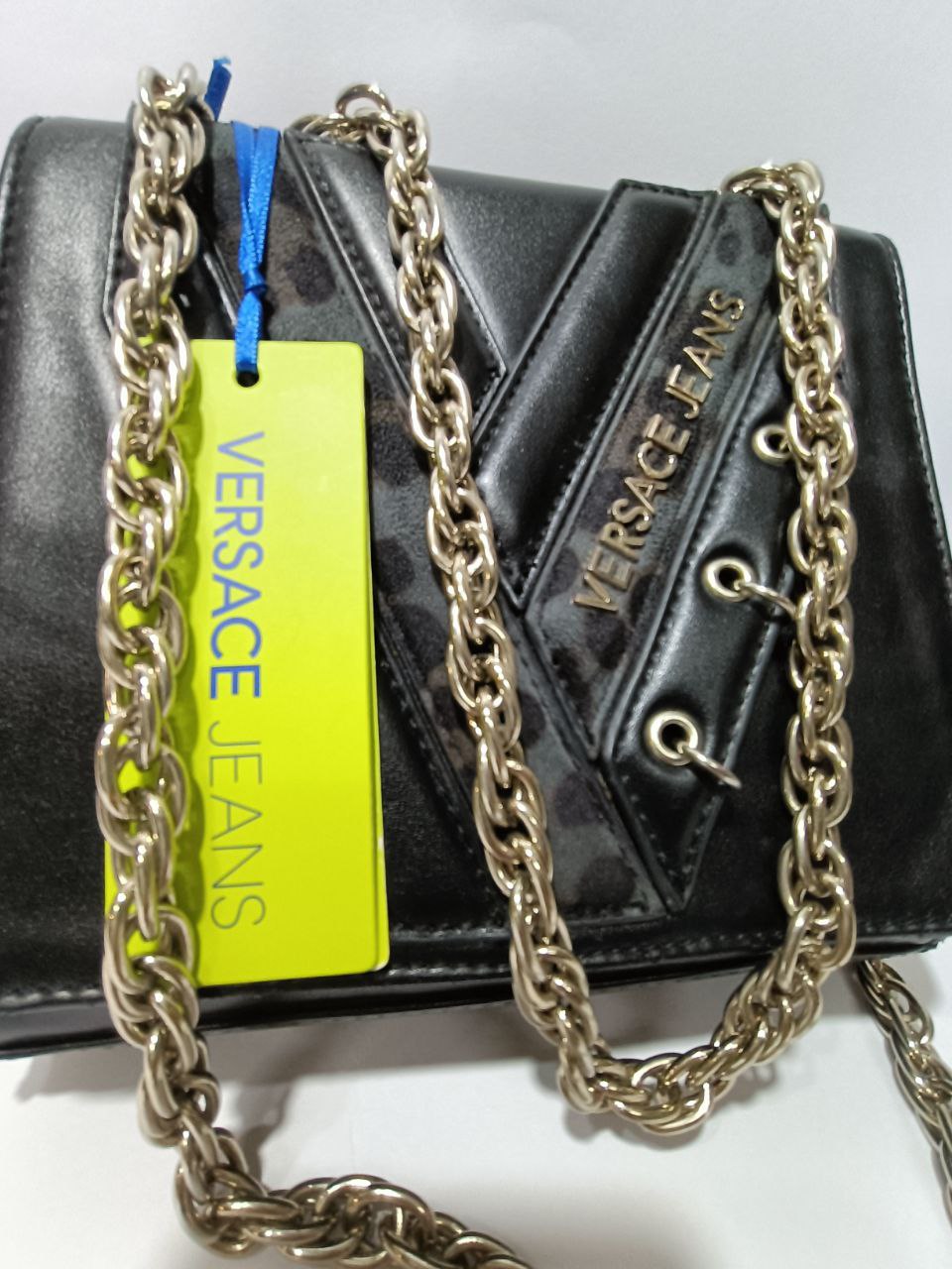 Versace - Borsetta con catena e cartellino