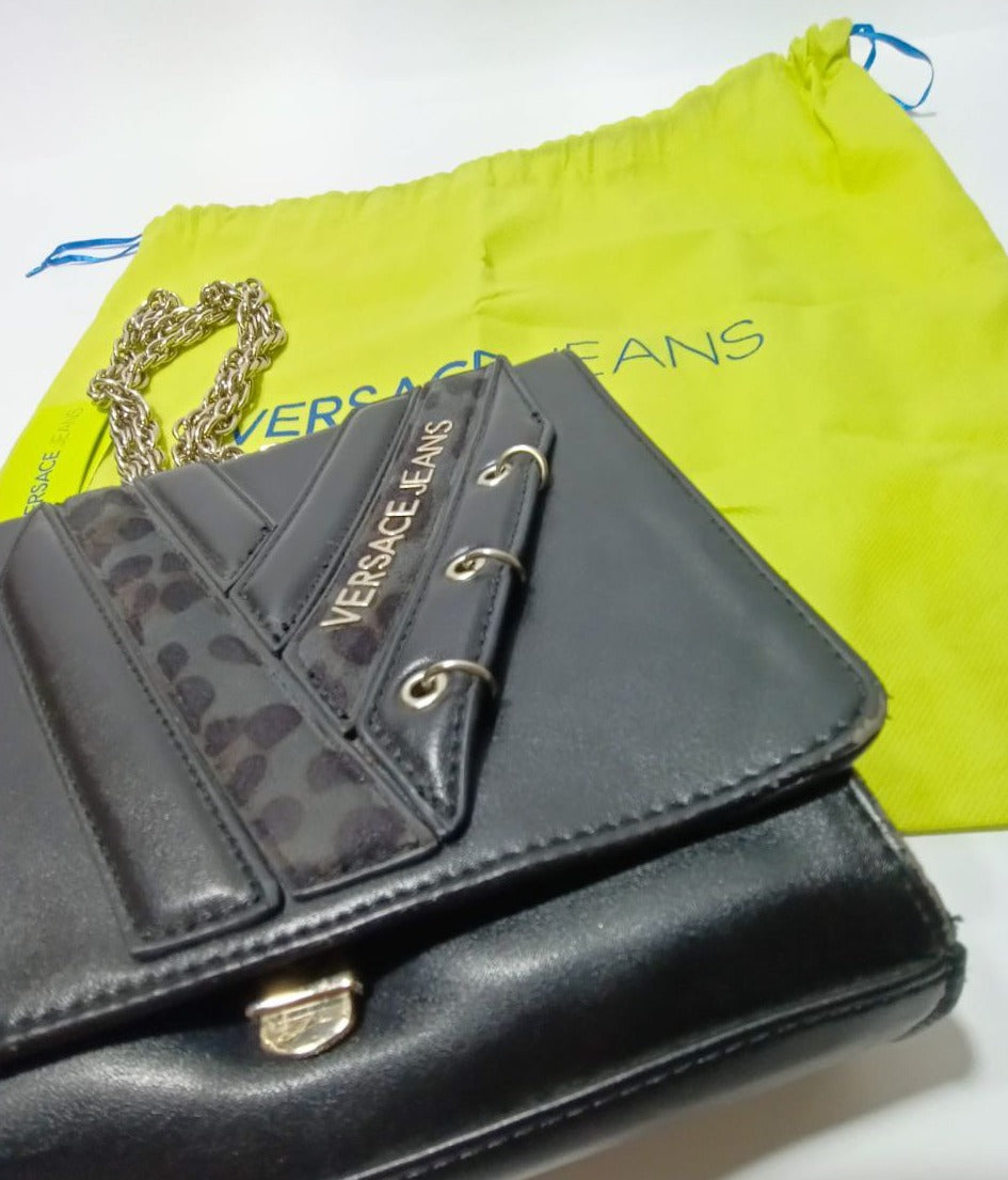 Versace - Borsetta con catena e cartellino