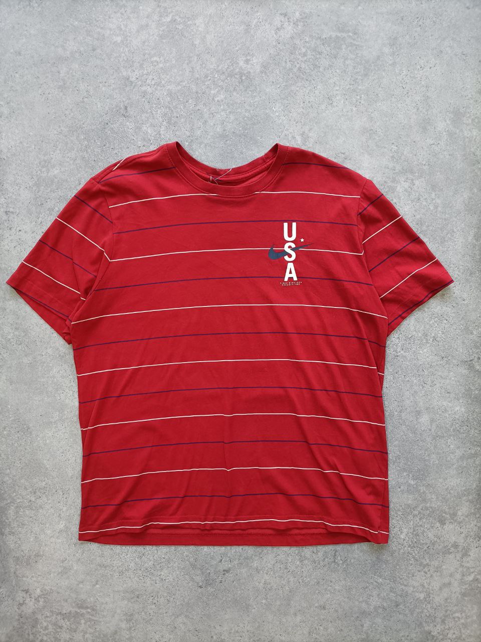 Nike Vintage T-Shirt USA a Righe Rosse (Taglia L Uomo)
