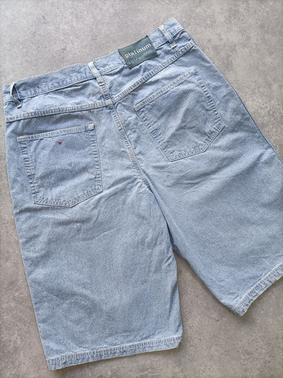 Jorts Fubu Platinum Harlem Globetrotters 75th Anniversary (Taglia 48/50 – L/XL Uomo)