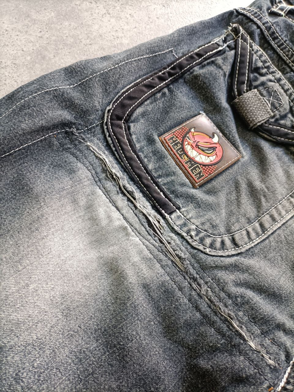 Jorts Hell Men Y2K Uomo/Donna (Taglia 44 – S/M)