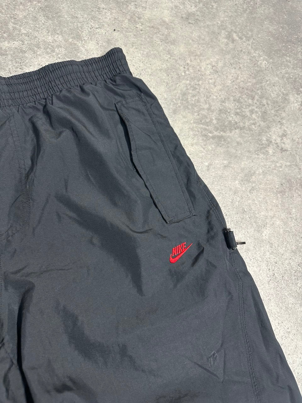 Nike Air Track-Pant Logo Cucito e Stampato USA Uomo (L)