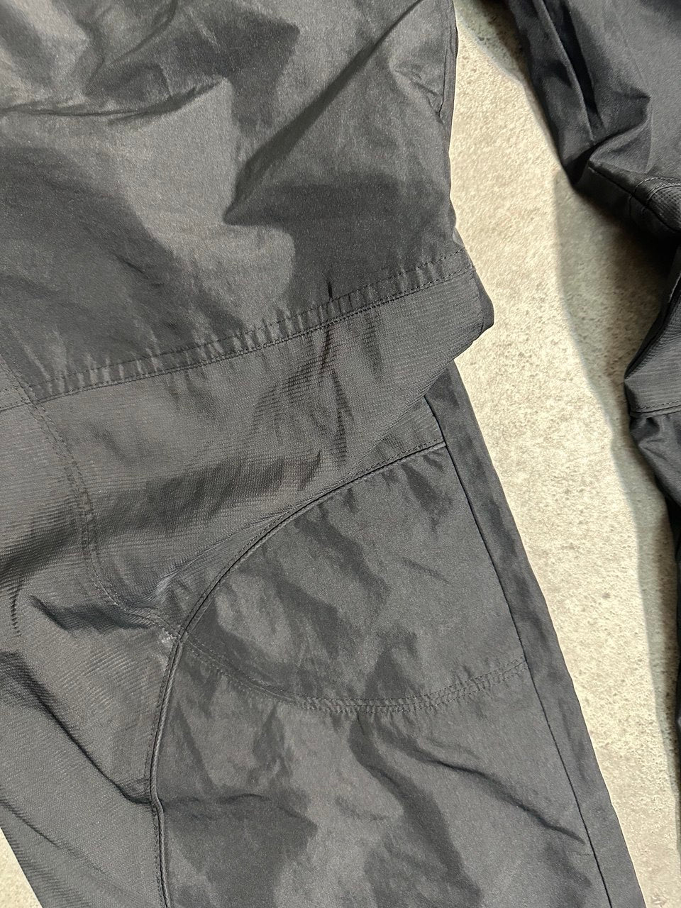 Nike Air Track-Pant Logo Cucito e Stampato USA Uomo (L)