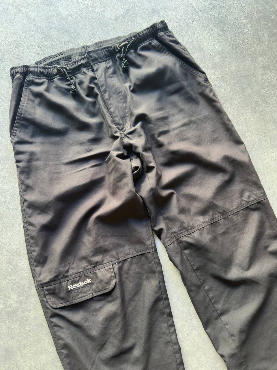 Reebok Track Pant Pantalone Tuta con Tasca e Logo Cucito Uomo (M/L)