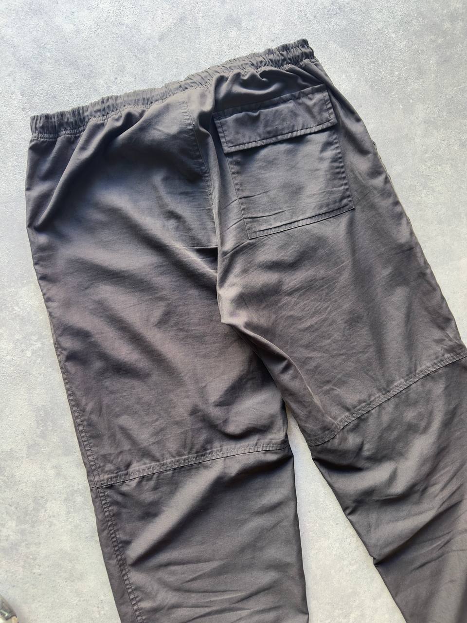 Reebok Track Pant Pantalone Tuta con Tasca e Logo Cucito Uomo (M/L)