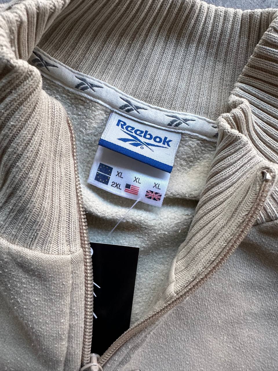 Reebok Felpa con collo Zip Vintage Sweatshirt Uomo (XL)