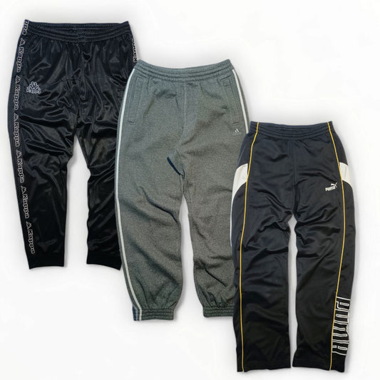 Acquista la nostra Box 20 pezzi pantaloni tuta firmati kilowear ottima per i rivenditori vintage