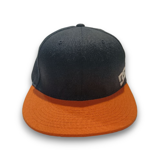 DC Cappello Vintage Snapback Doppio Colore (L/XL)