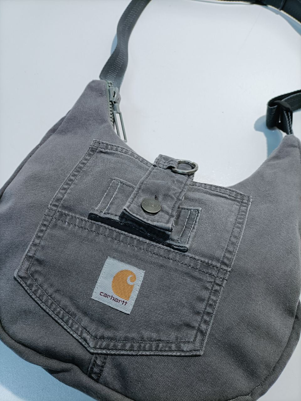 Only For Visionary People Borsa a Tracolla con Tasca Avanti Rework Carhartt Denim Bag