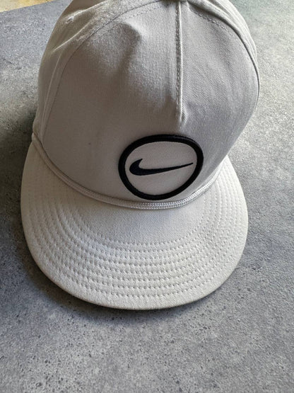 Nike Cappello Logo Cucito Golf Retrò Hat Uomo (Regolabile)