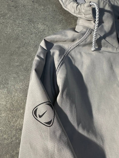 Nike Giacca Leggera con Cappuccio Logo Ricamato USA Uomo (XL/L)