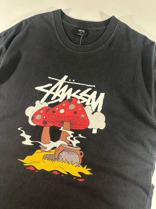 Stussy T-shirt Black Mushroom Graphics Big Logo USA Uomo/Donna (M)