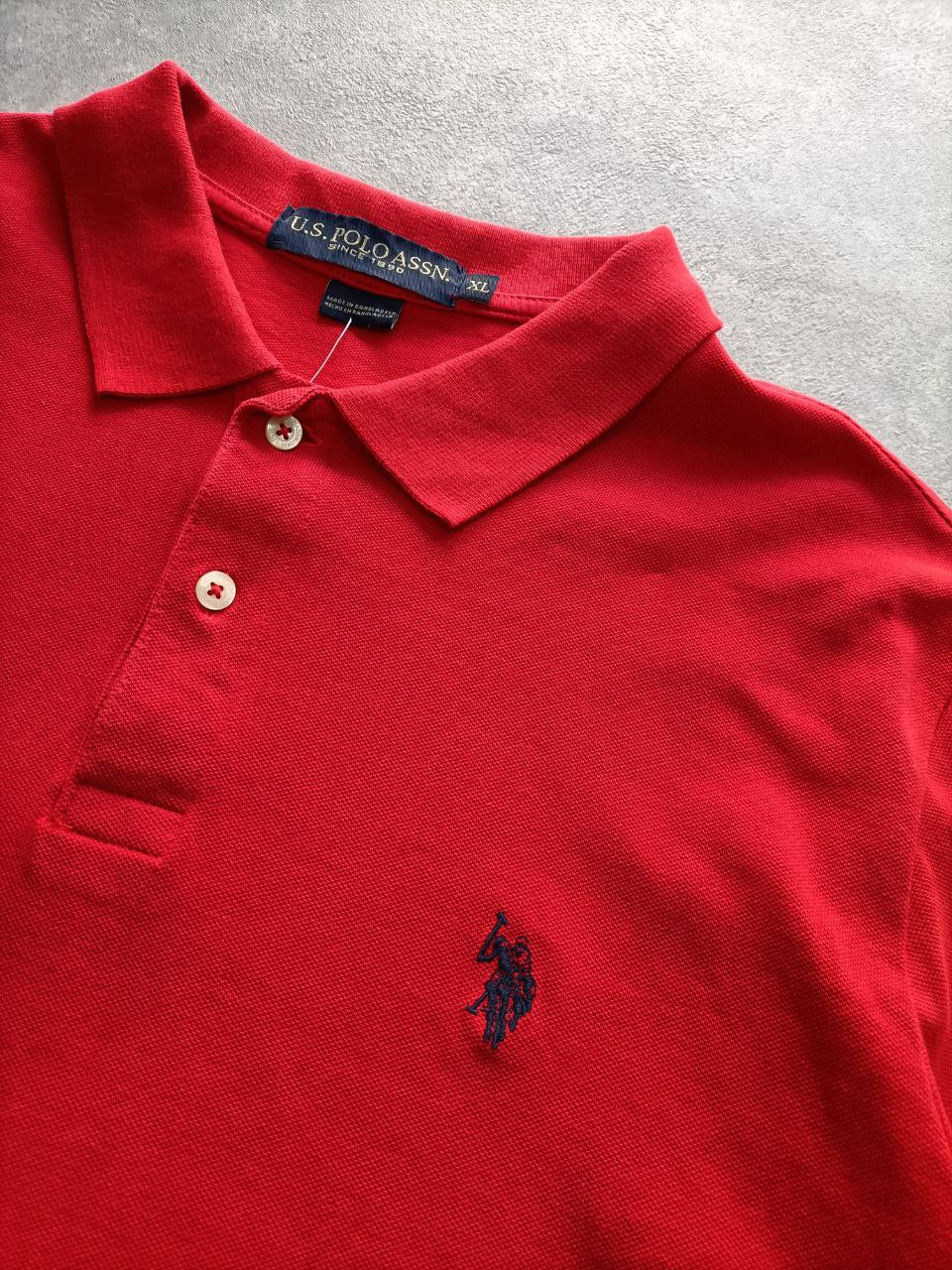 Polo Vintage Croppata Uomo – Rossa U.S. Polo Assn. (Taglia M IT / Etichetta XL)