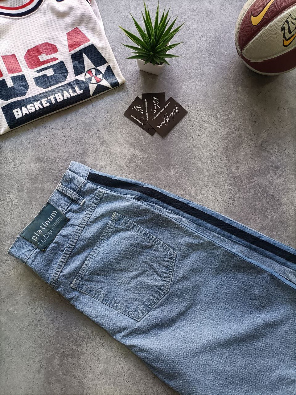 Jorts Fubu Platinum Harlem Globetrotters 75th Anniversary (Taglia 48/50 – L/XL Uomo)