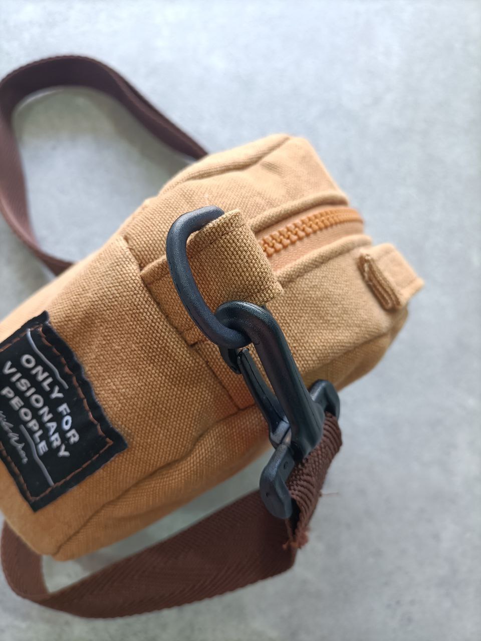 Only For Visionary People Borsetta Rotonda Carhartt bag Custom Original Unisex