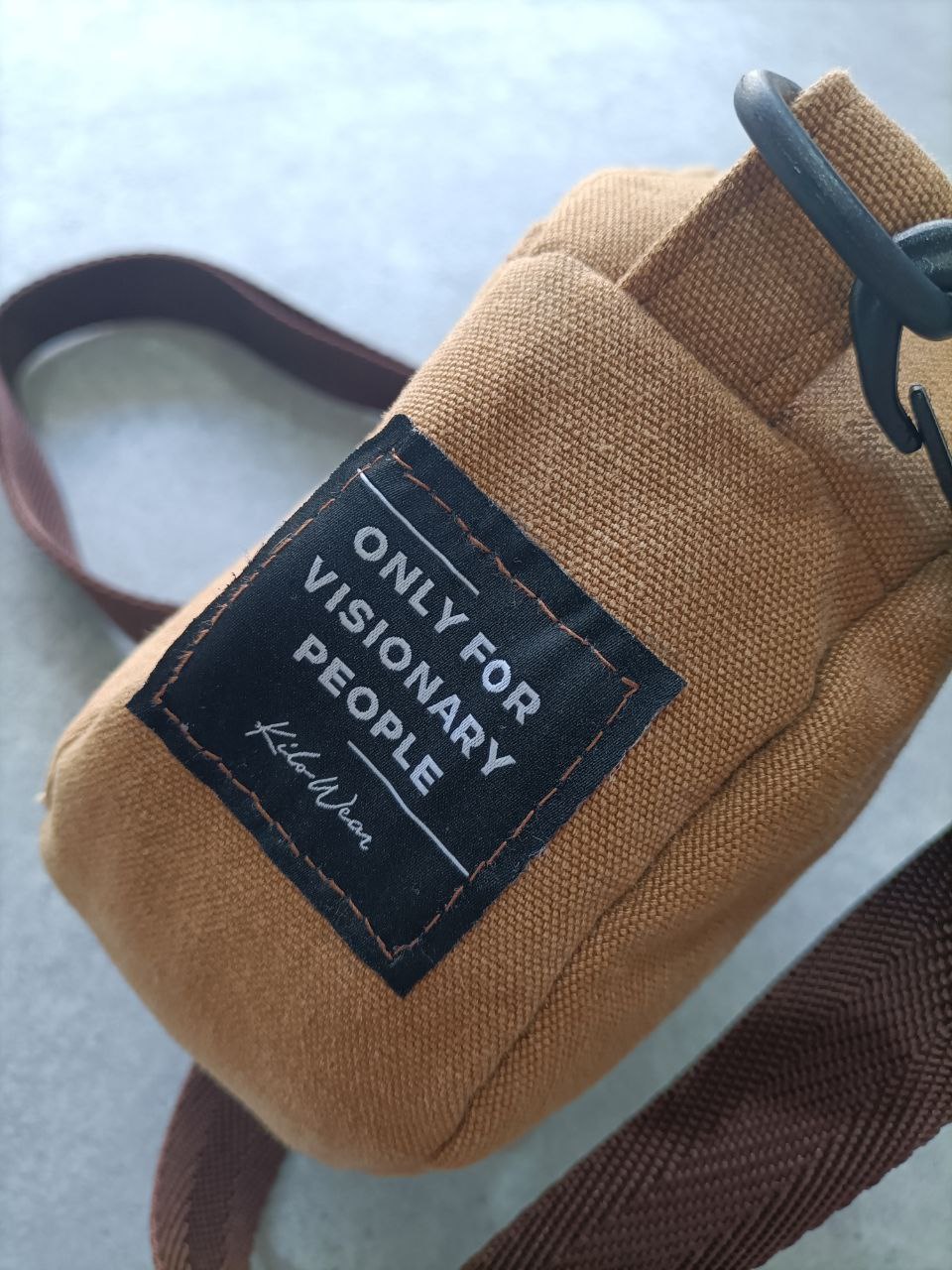 Only For Visionary People Borsetta Rotonda Carhartt bag Custom Original Unisex