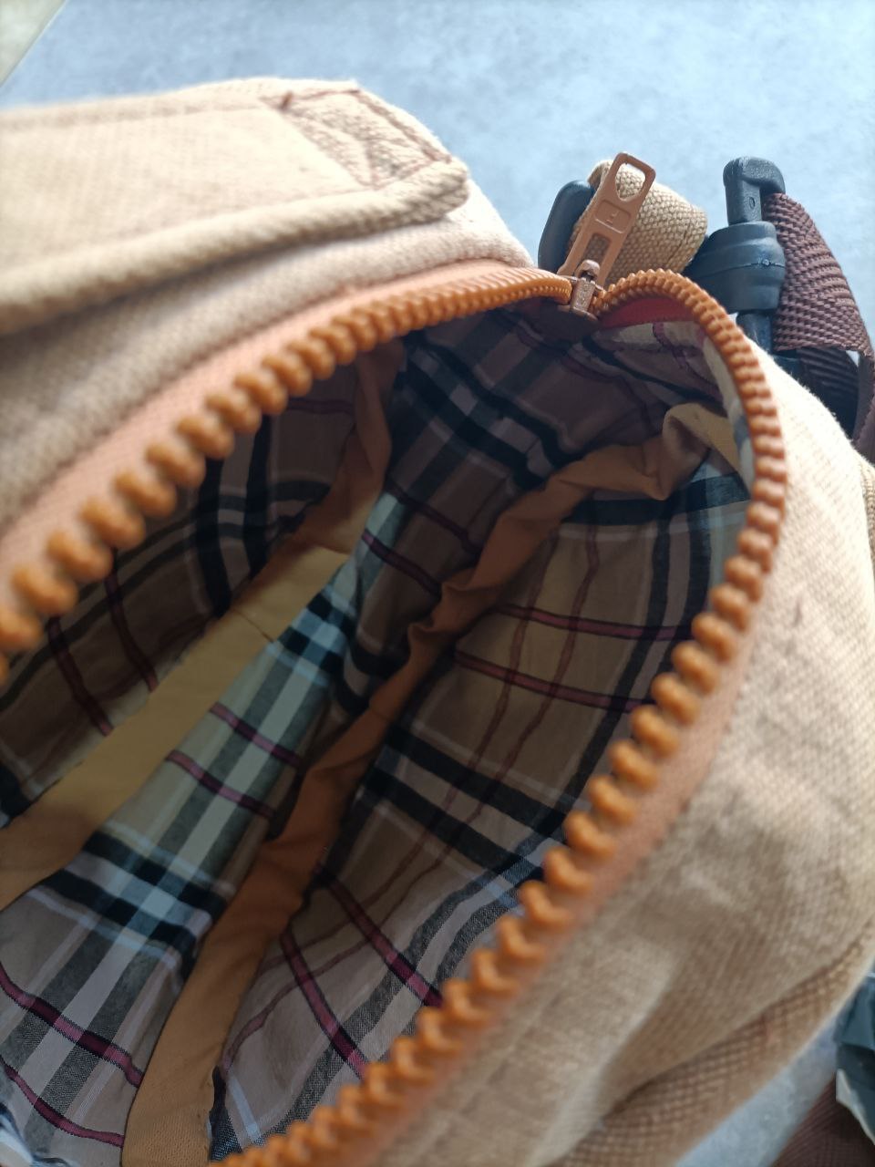 Only For Visionary People Borsetta Rotonda Carhartt bag Custom Original Unisex